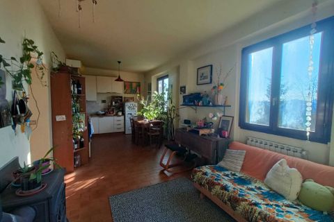 Villa i Rufina, Florence, Rufina - € 145.000 | Ref: 2258 - foto 1
