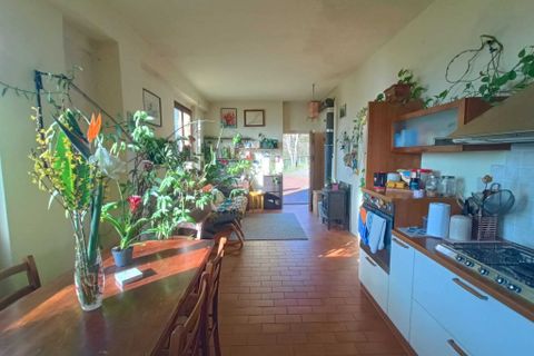 Villa i Rufina, Florence, Rufina - € 145.000 | Ref: 2258 - foto 5