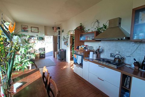 Villa i Rufina, Florence, Rufina - € 145.000 | Ref: 2258 - foto 6