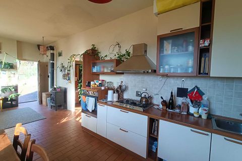 Villa i Rufina, Florence, Rufina - € 145.000 | Ref: 2258 - foto 7