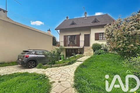 Villa i Vitry-sur-Seine, Val-de-Marne, Vitry-sur-Seine - € 415.000 | Ref: 53066 - foto 1