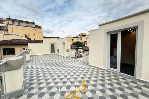 Villa i Florence, Florence, Florence - € 750.000 | Ref: L312-1039173 - foto 23