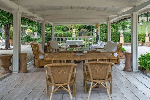 Villa i Bagno a Ripoli, Florence, Bagno a Ripoli - € 3.600.000 | Ref: LA-5928-1039640 - foto 12