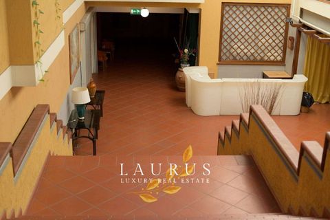 Villa i Florence, Florence, Florence - € 40.000.000 | Ref: LA-5845-1040449 - foto 9