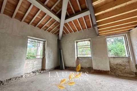 Villa i Florence, Florence, Florence - € 1.000.000 | Ref: LA-5816-1040477 - foto 1