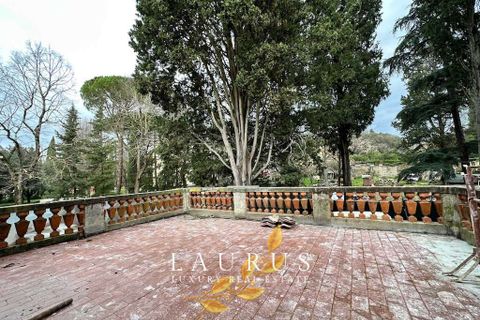 Villa i Florence, Florence, Florence - € 1.000.000 | Ref: LA-5816-1040477 - foto 6
