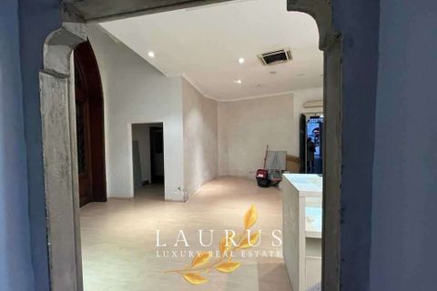 Villa a Florence, Florence, Florence - € 1.000.000 | Ref: LA-5751-1040541 - foto 7