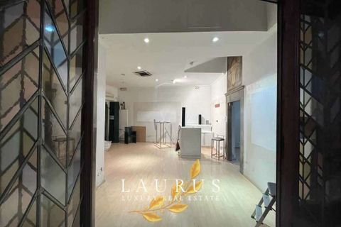 Villa a Florence, Florence, Florence - € 1.000.000 | Ref: LA-5751-1040541 - foto 9