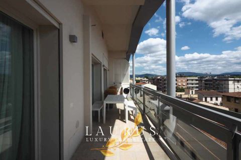 Villa i Florence, Florence, Florence - € 650.000 | Ref: LA-5722-1040570 - foto 7
