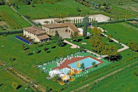 Villa in Florence, Florence, Florence - € 2.500.000 | Ref: LA-5600-1040655 - foto 14