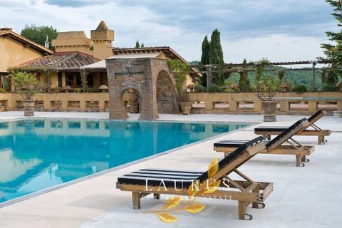 Villa a Florence, Florence, Florence - € 3.600.000 | Ref: LA-5581-1040673 - foto 12