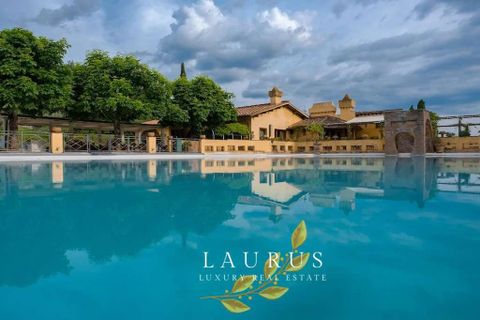 Villa a Florence, Florence, Florence - € 3.600.000 | Ref: LA-5581-1040673 - foto 13