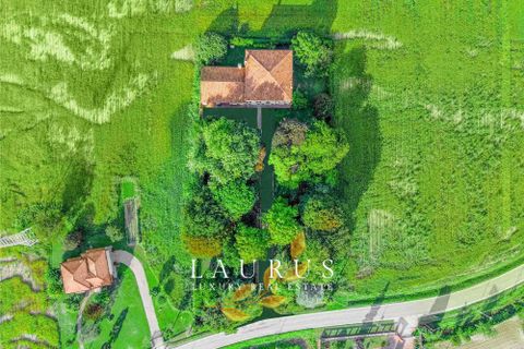 Villa a Stra, Venice, Stra - € 1.250.000 | Ref: LA-5105-1041018 - foto 5