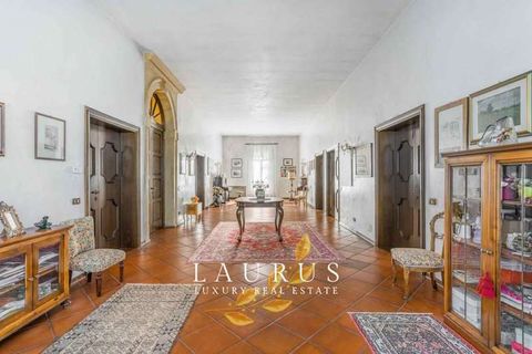 Villa a Stra, Venice, Stra - € 1.250.000 | Ref: LA-5105-1041018 - foto 15