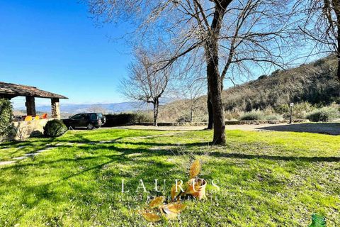 Villa a Florence, Florence, Florence - € 650.000 | Ref: LA-4441-1041559 - foto 15