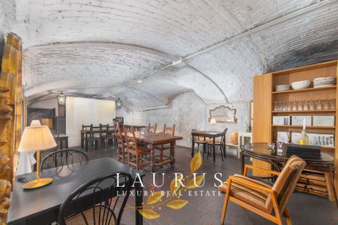Villa i Milan, Milan, Milan - € 610.000 | Ref: LA-4025-1041790 - foto 1