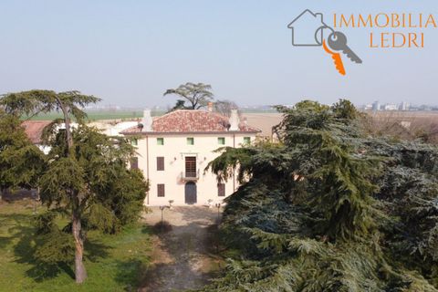Villa a Verona, Verona, Verona - € 450.000 | Ref: RB134 - foto 26