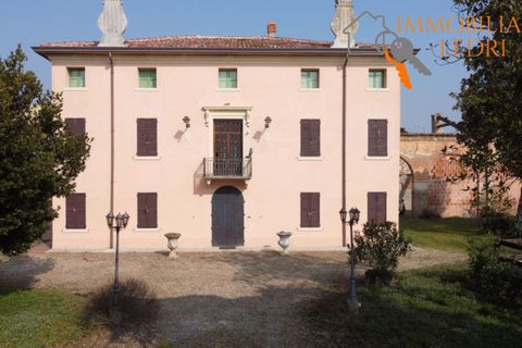 Villa a Verona, Verona, Verona - € 450.000 | Ref: RB134 - foto 43