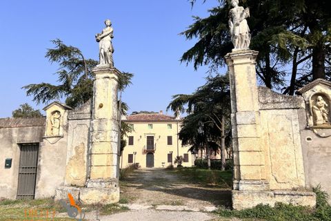 Villa a Verona, Verona, Verona - € 450.000 | Ref: RB134 - foto 45