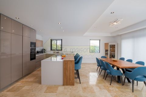 Villa a Montenegro, Faro, Montenegro - € 1.540.000 | Ref: M179 - foto 18