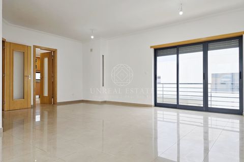 Villa a Almada, Setubal, Almada - € 695.000 | Ref: UEI1926 - foto 23