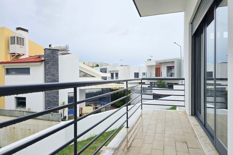 Villa a Almada, Setubal, Almada - € 695.000 | Ref: UEI1926 - foto 25