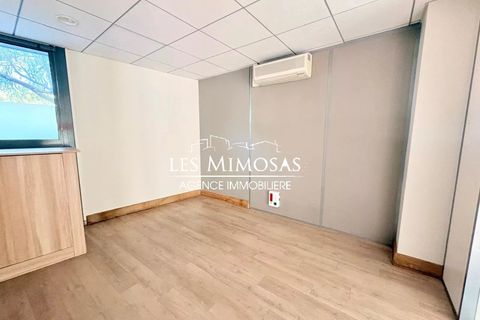 Erhvervsejendom i Frejus, Var, Frejus - € 775.000 | Ref: 7286 - foto 5