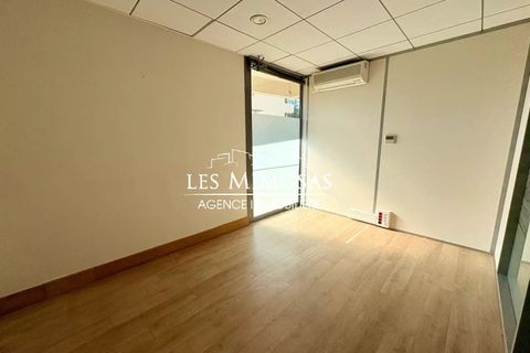 Erhvervsejendom i Frejus, Var, Frejus - € 775.000 | Ref: 7286 - foto 8