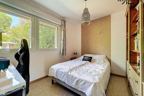 Villa a Aubenas, Ardeche, Aubenas - € 380.000 | Ref: 2255-M-AUBENAS12782 - foto 8
