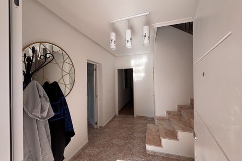 Villa a Benijofar, Alicante, Benijofar - € 699.950 | Ref: 775681 - foto 9