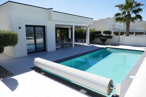 Villa i Benijofar, Alicante, Benijofar - € 675.000 | Ref: 775676 - foto 1