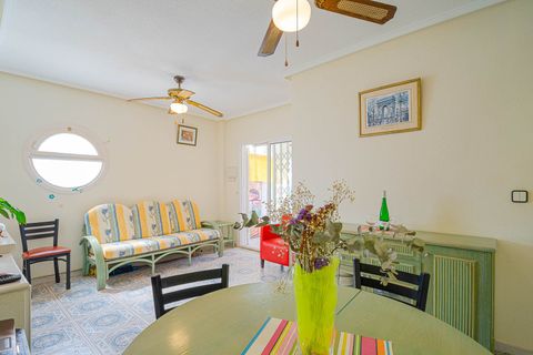 Apartamento en Punta Prima, Alicante, Punta Prima - € 165.000 | Ref: R-48239 - photo 16