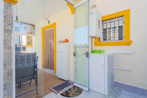 Villa a Punta Prima, Alicante, Punta Prima - € 235.000 | Ref: R-11275 - foto 14