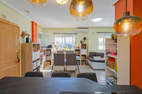 Villa a Punta Prima, Alicante, Punta Prima - € 235.000 | Ref: R-11275 - foto 25