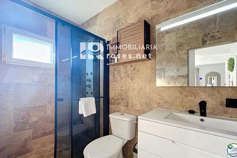 Villa en Empuriabrava, Gerona, Empuriabrava - € 385.000 | Ref: 3764 - photo 18