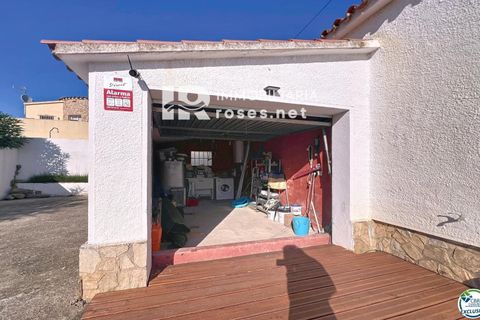 Villa en Empuriabrava, Gerona, Empuriabrava - € 385.000 | Ref: 3764 - photo 20