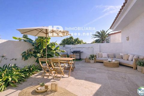 Villa en Empuriabrava, Gerona, Empuriabrava - € 385.000 | Ref: 3764 - photo 26