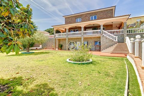 Villa a Badalona, Barcelona, Badalona - € 1.700.000 | Ref: PH103799/3699 - foto 1