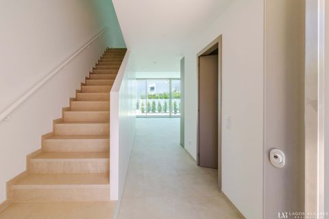 Villa en Lagos, Faro, Lagos - € 845.000 | Ref: VA132C - photo 3