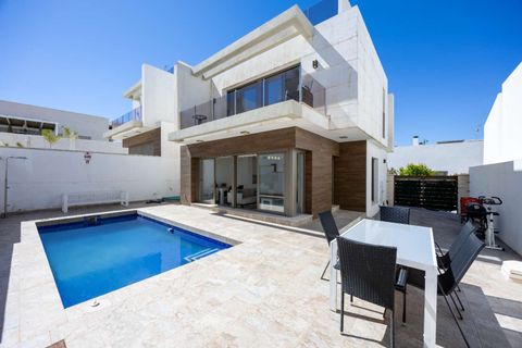 Villa i Playa Flamenca, Alicante, Playa Flamenca - € 449.000 | Ref: ks5120 - foto 1