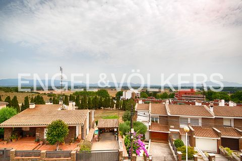 Villa a Figueres, Gerona, Figueres - € 490.000 | Ref: W-02T08I - foto 9
