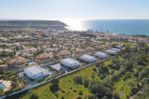 Byhus i Luz, Faro, Luz - € 1.350.000 | Ref: E579613 - foto 1
