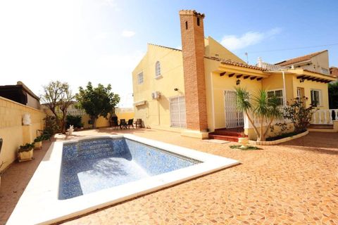Villa i Playa Flamenca, Alicante, Playa Flamenca - € 555.000 | Ref: WTi4394 - foto 4