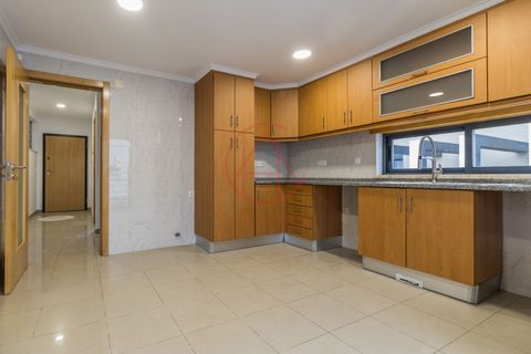 Villa i Almada, Setubal, Almada - € 695.000 | Ref: 0704202600 - foto 12