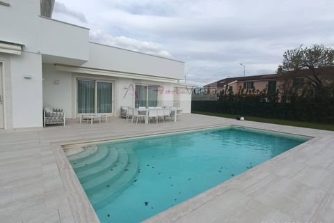 Villa i Pietrasanta, Lucca, Pietrasanta - € 2.600.000 | Ref: 3379 - foto 24