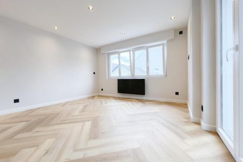 Apartament a Cluses, Haute-Savoie, Cluses - € 957/mes | Ref: 5CLUPAS8 - foto 4