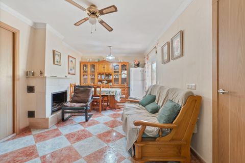 Villa a Almogia, Malaga, Almogia - € 210.000 | Ref: 9cea4540-fcb4-42d5-9 - foto 4