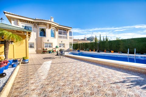Villa en Benijofar, Alicante, Benijofar - € 550.000 | Ref: INTA-65746 - photo 2