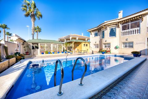 Villa en Benijofar, Alicante, Benijofar - € 550.000 | Ref: INTA-65746 - photo 3