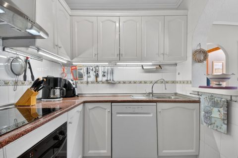 Byhus i Playa Flamenca, Alicante, Playa Flamenca - € 239.000 | Ref: 775701 - foto 7